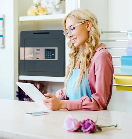 CAJA FUERTE OPALO 40 ELECTRÓNICA RANURA