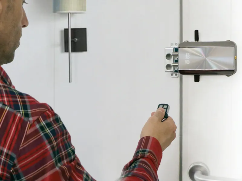 CERRADURA INVISIBLE GUARDIAN CROMADO