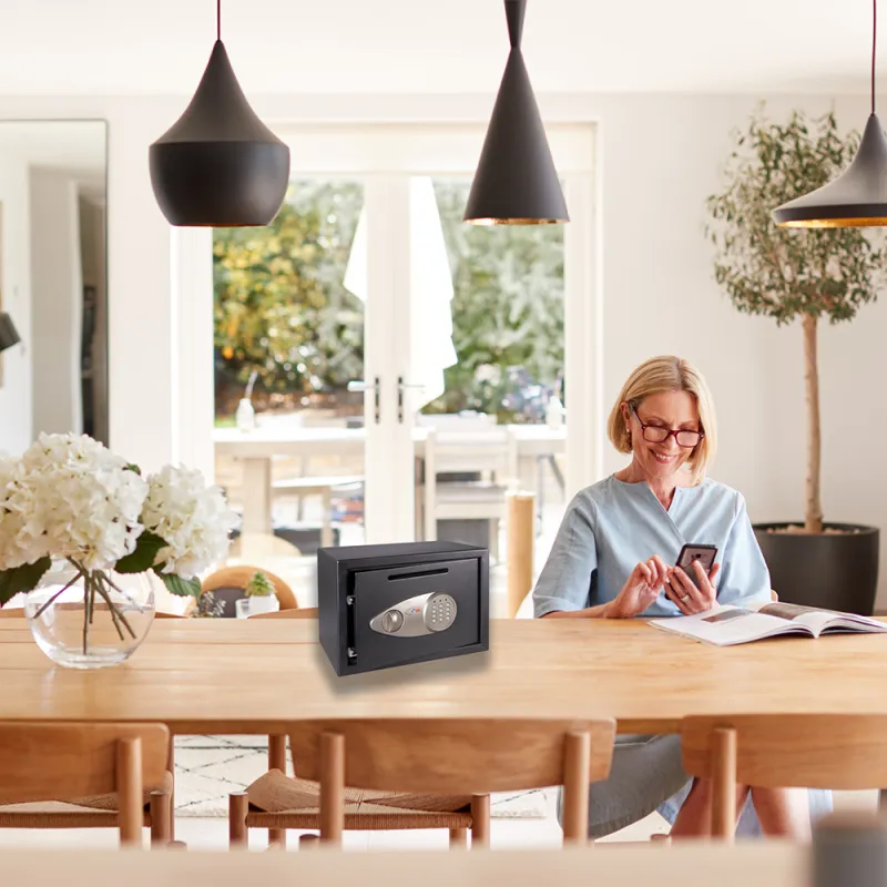 CAJA FUERTE ALPHA-25 RANURA